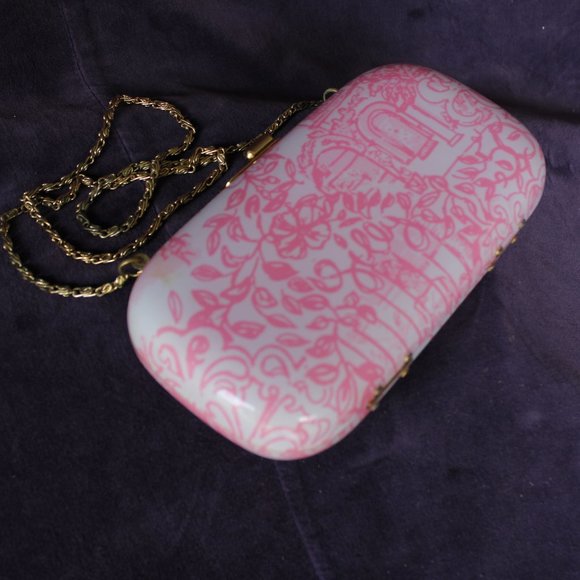 rare Lilly Pulitzer Jubilee clutch purse pill box Lucite enamel Pink toile - Picture 4 of 9